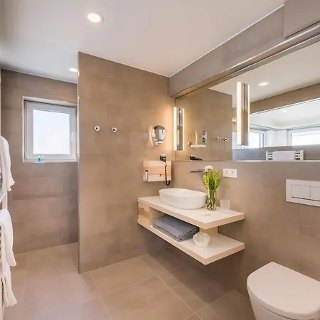 Appartementhotel Roehrenbach Szálloda Immenstaad am Bodensee