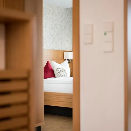 Appartementhotel Röhrenbach * Immenstaad am Bodensee