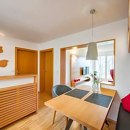 Appartementhotel Roehrenbach Szálloda *