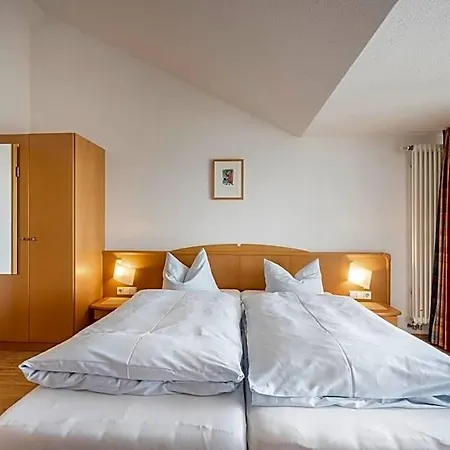 Appartementhotel Roehrenbach *
