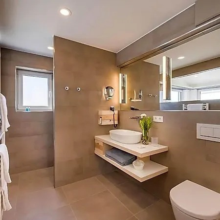 מלון Appartementhotel Roehrenbach אימנשטאדט אם בודנזה