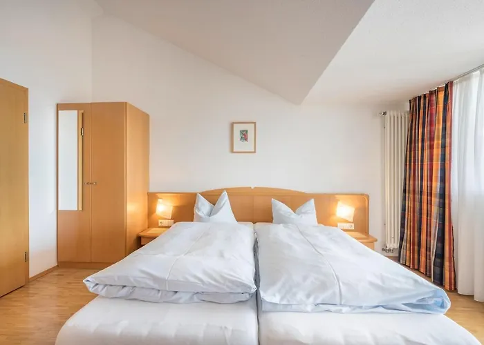 Hotel Appartementhotel Roehrenbach *